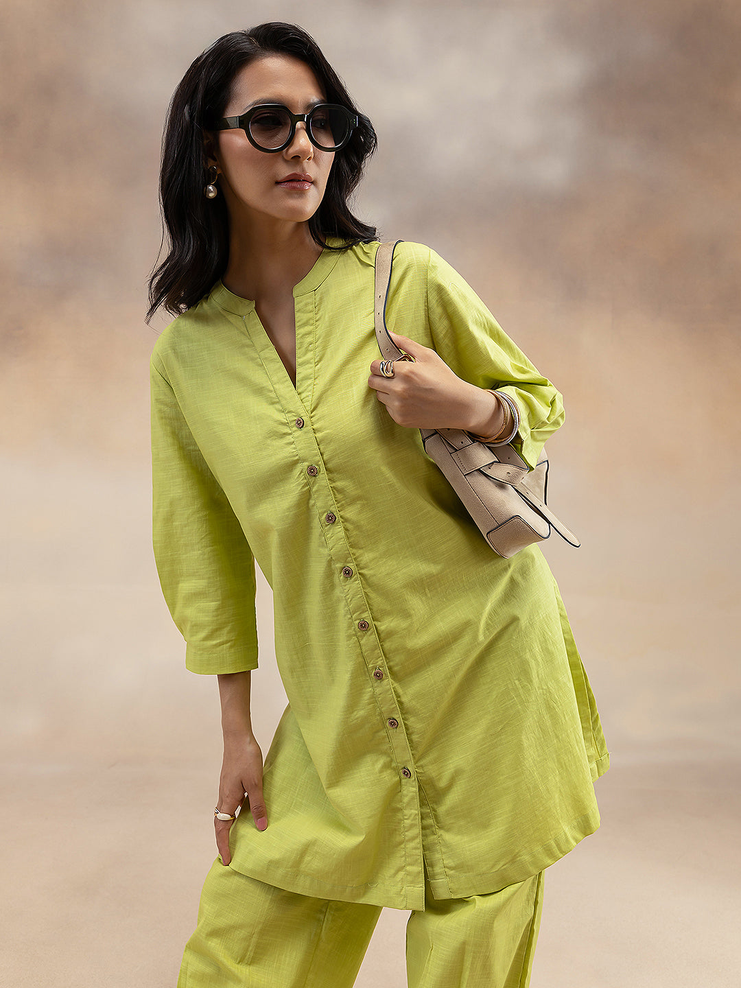 Women Lime Green Solid Cotton Slub Kurta