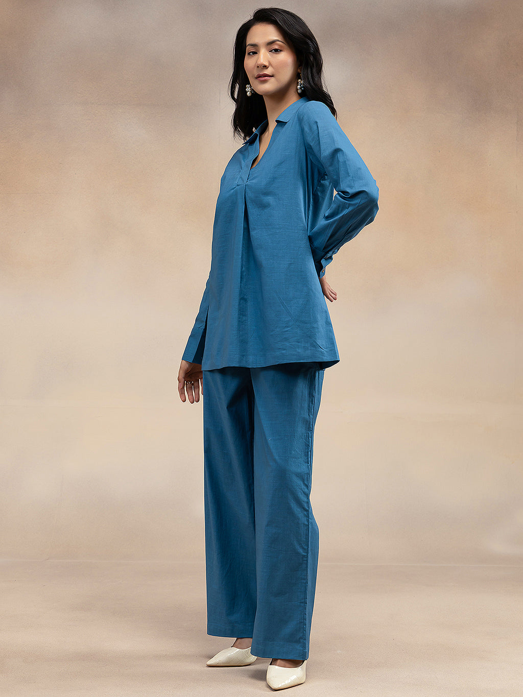 Women Slate Blue Solid Cotton Slub Kurta