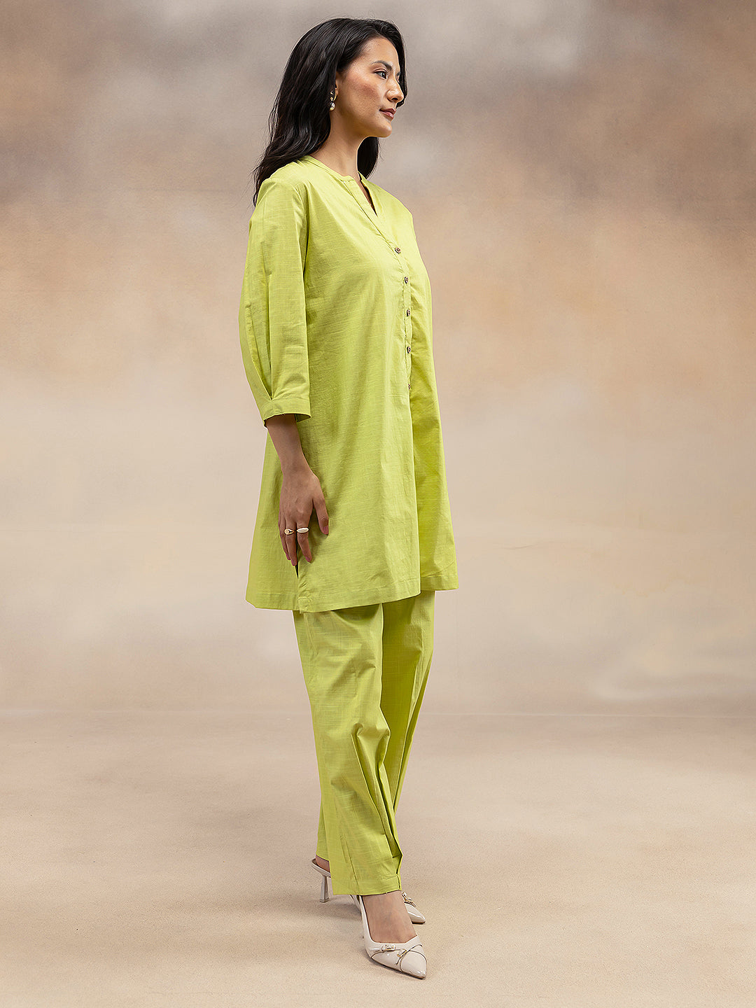 Women Lime Green Solid Cotton Slub Kurta