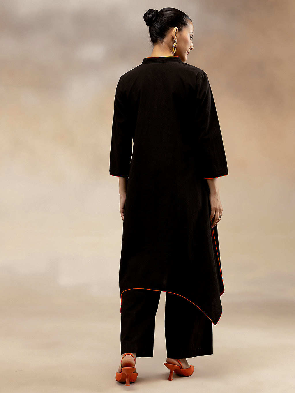 Women Black Contrast-Trim Cotton Slub Kurta