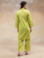 Women Pear Green Solid Cotton Satin Kurta Co-Ord Set