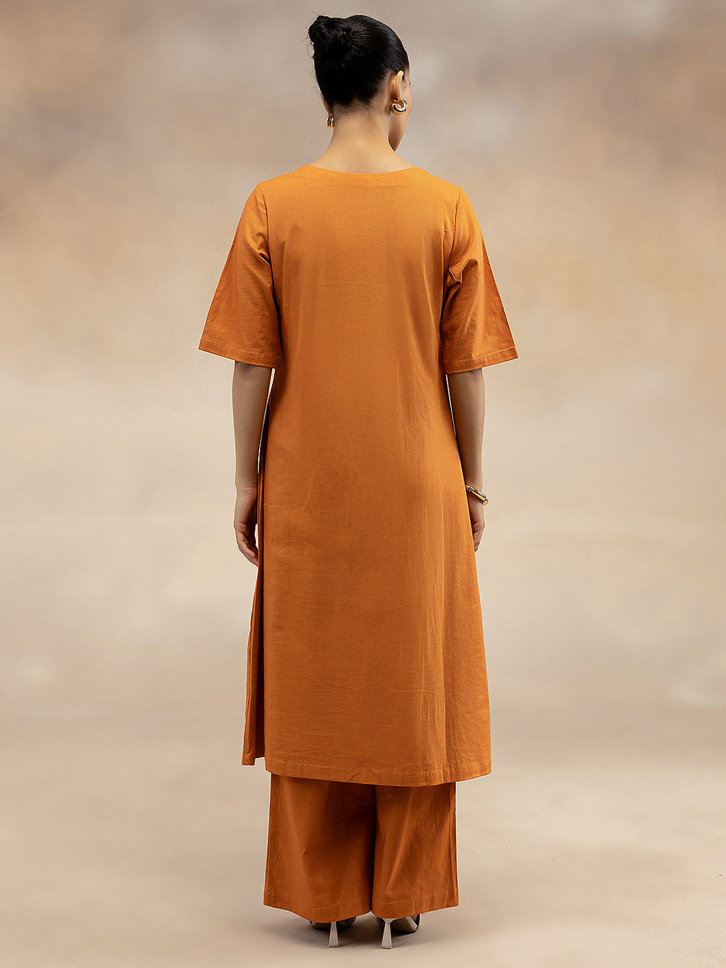 Women Rust Cotton Slub Kurta with Off-Centre Button Detail