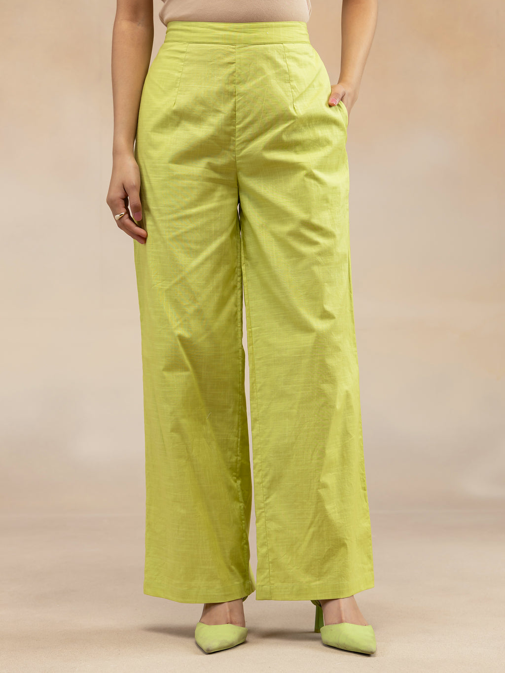 Women Pear Green Cotton Slub Straight Kurta Set