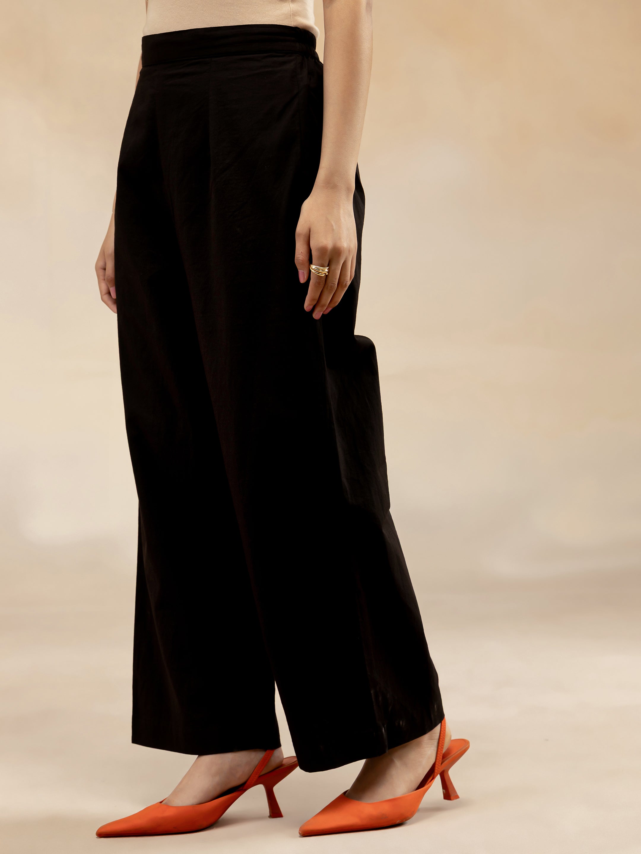 Women Black Contrast-Trim Cotton Slub Kurta Set