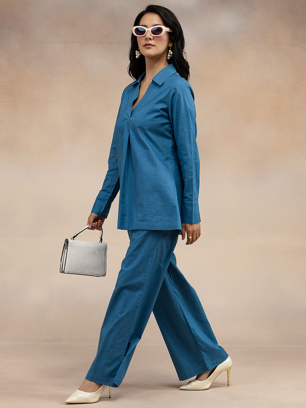 Women Slate Blue Solid Cotton Slub Kurta