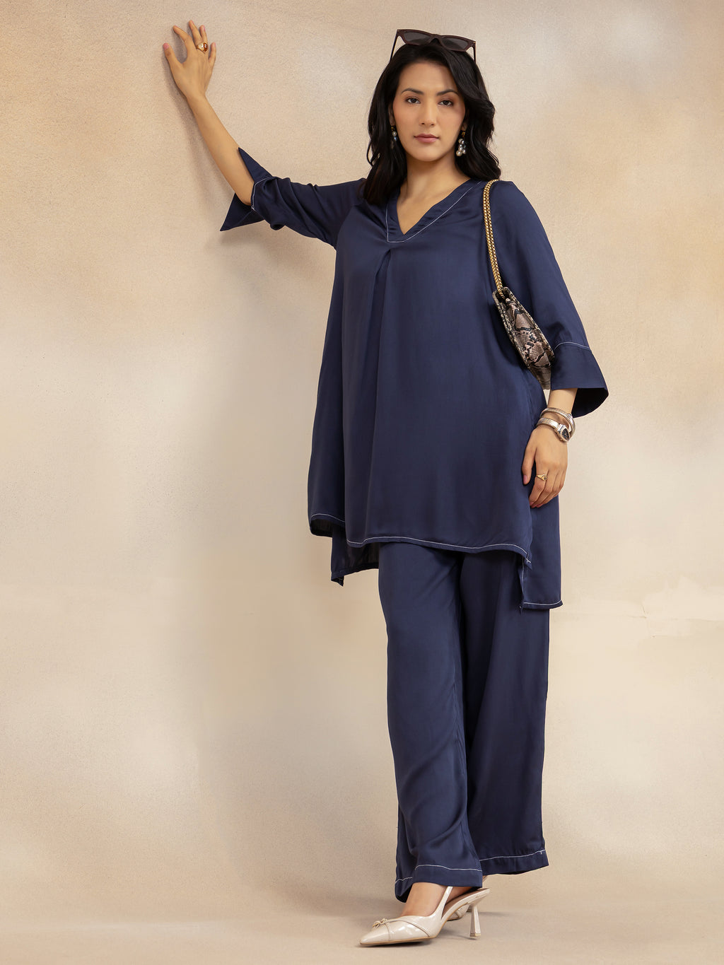 Women Navy Solid  Modal Contrast Stitch High-Low Co-Ord Set