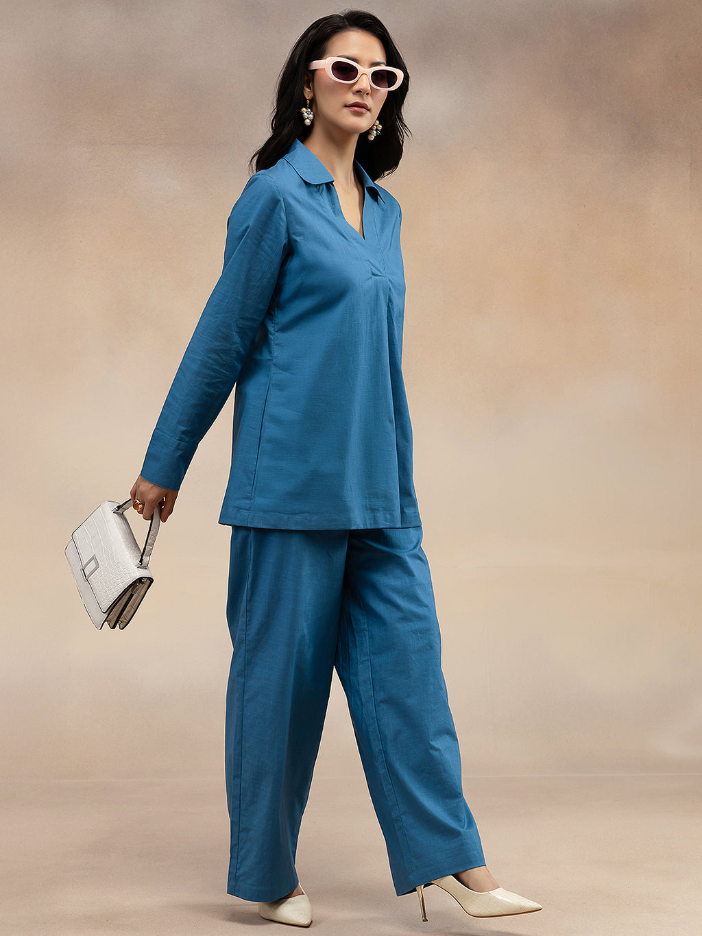 Women Slate Blue Solid Cotton Slub Kurta