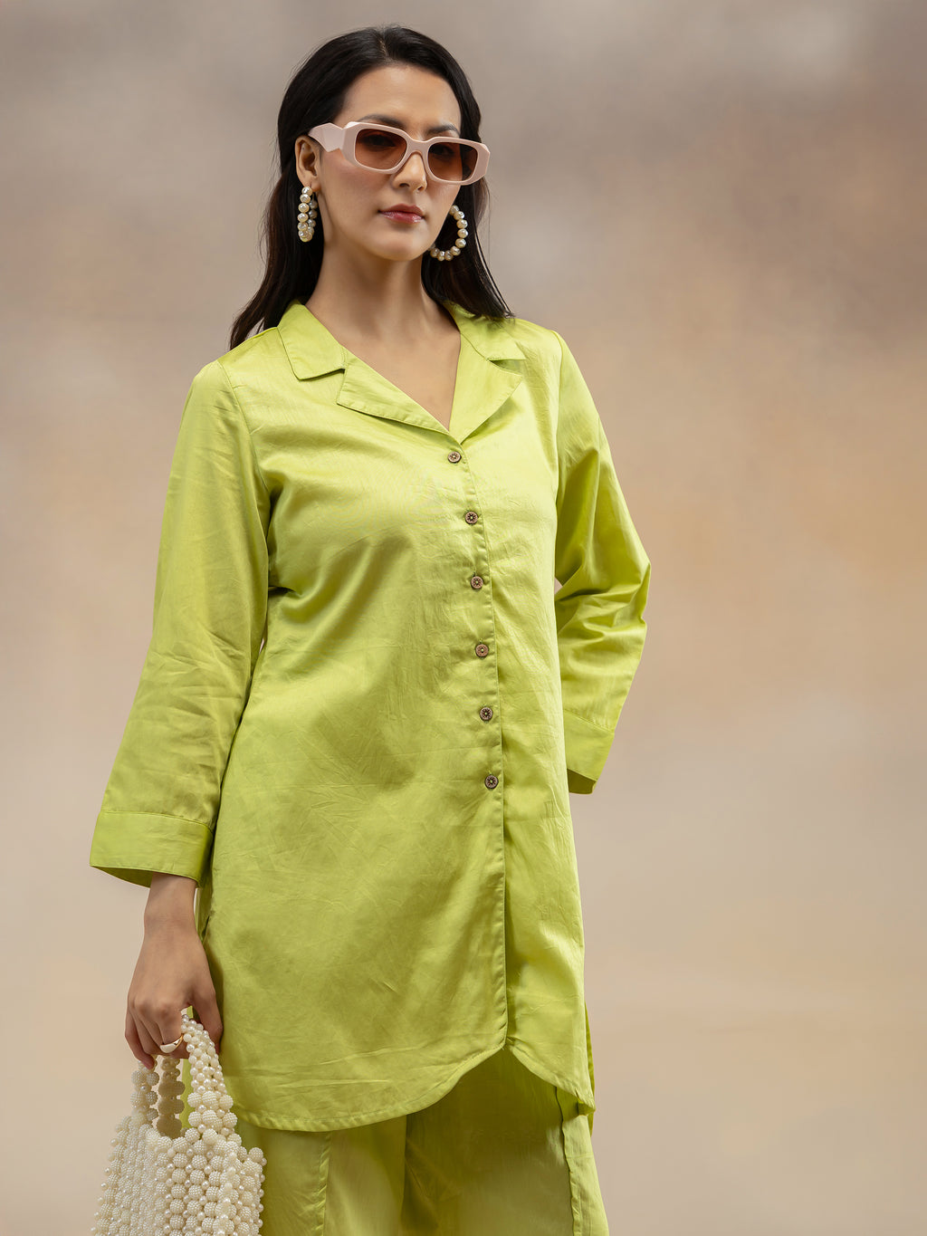 Women Pear Green Solid Cotton Satin Kurta Co-Ord Set