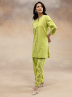 Women Lime Green Solid Cotton Slub Kurta