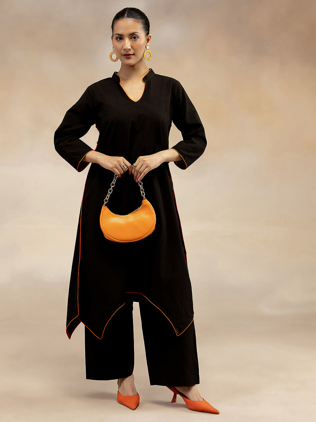 Women Black Contrast-Trim Cotton Slub Kurta